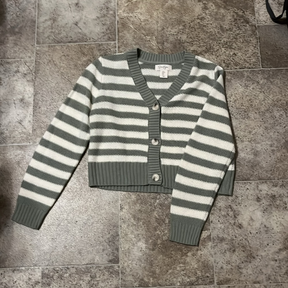 Jessica Simpson Cropped Sweater